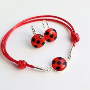 Set cadou Ladybug cercei și brățară, Bijuterii, Seturi de bijuterii, Confecționarea bijuteriilor, Set cadou Ladybug cercei și brățară decorat handmade pe bază de argint poate fi o încântare pentru ..., ARTYNOS