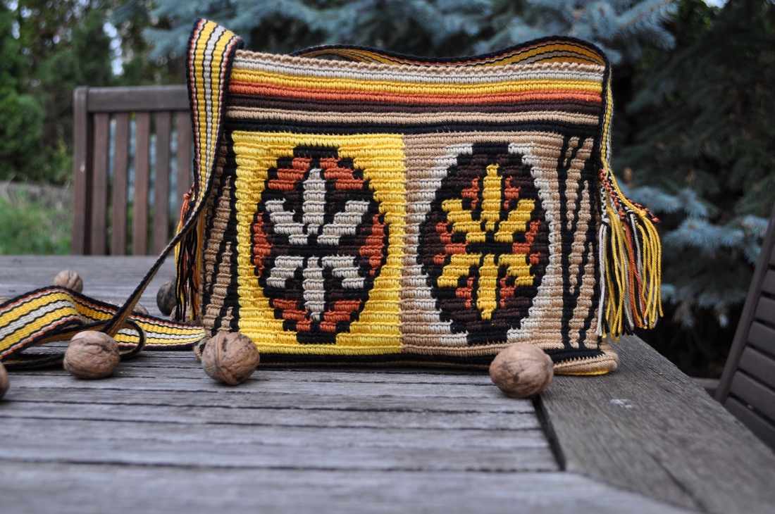 Geanta handmade Maramures- motiv popular traditional soare din petale de flori si scara pisicii colectia traditional - geantă și husă - genți de umăr și genți de mână - genți de umăr - Artynos.ro