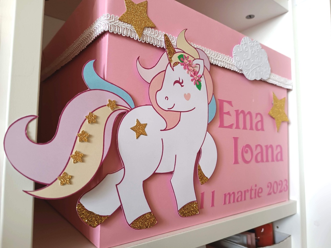 Cutie pentru dar botez fetițe Unicorn roz - jucării și echipamente pentru copii - daruri de botez - Artynos.ro