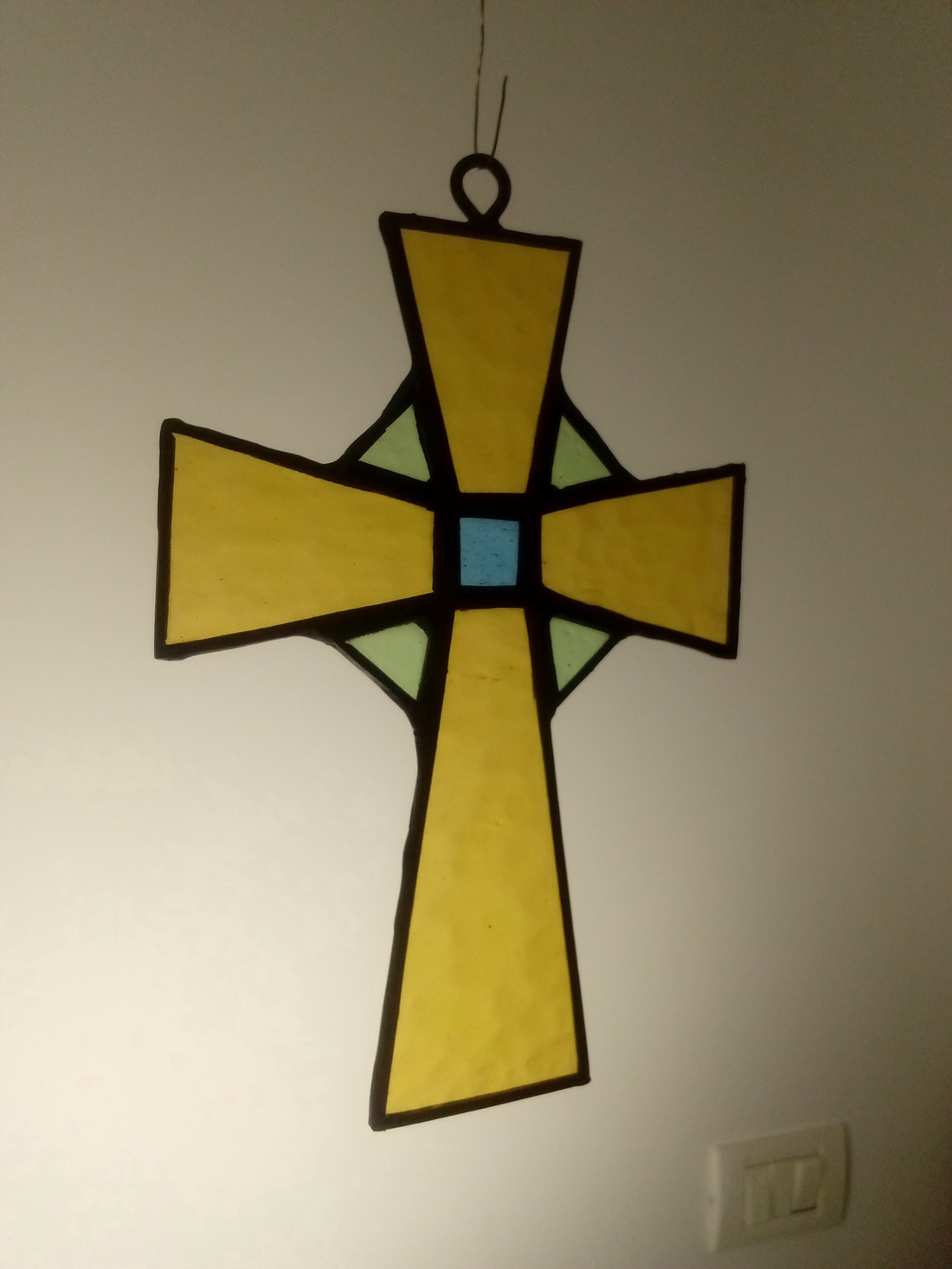 Crucifix Vitraliu Tiffany - accesorii de crăciun - accesorii pentru copt de crăciun - Artynos.ro