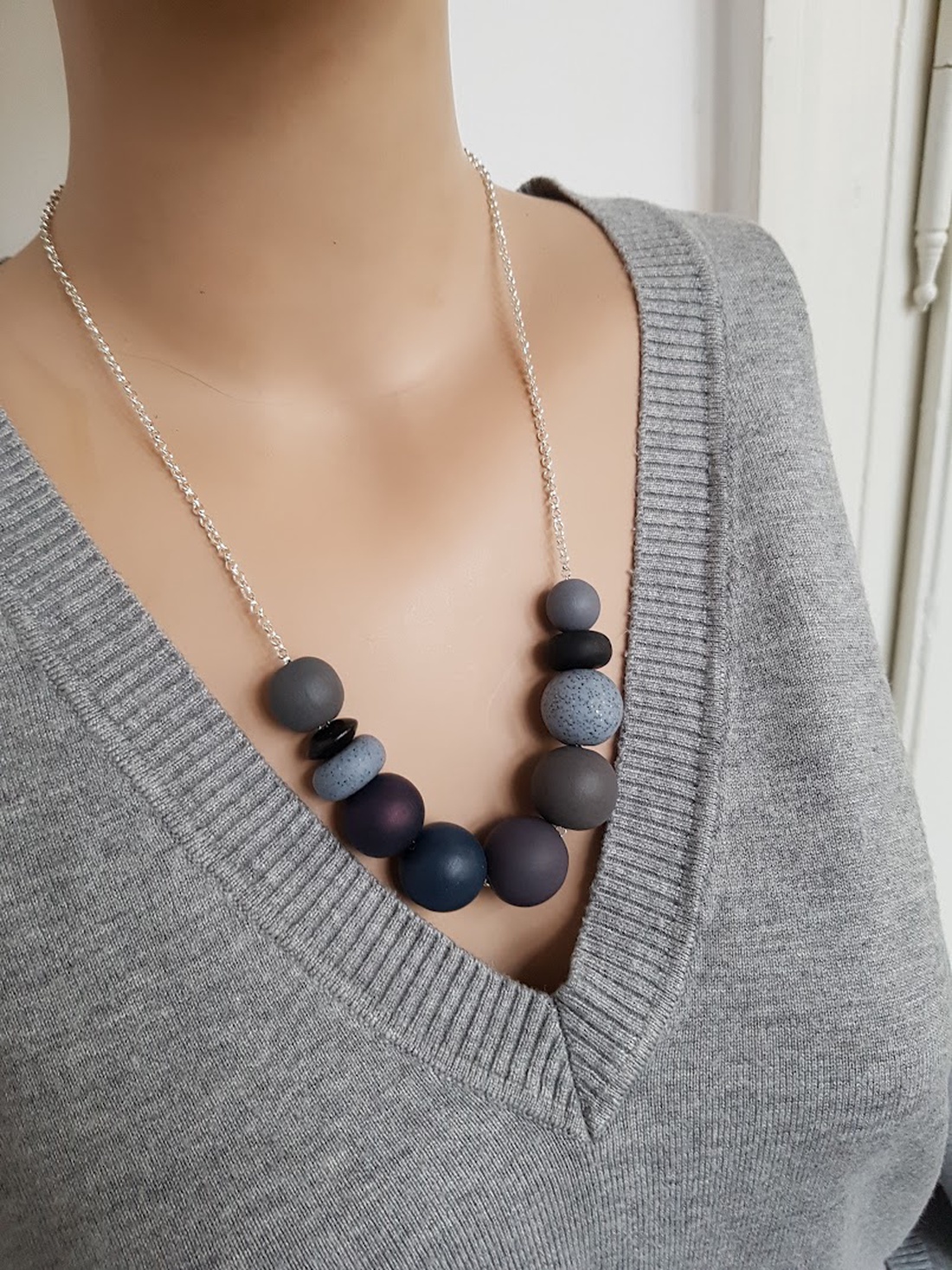 Colier negru colier modern colier statement colier geometric margele negre bijuterie casual cadou sotie profesoara dama - bijuterii - coliere - coliere statement - Artynos.ro