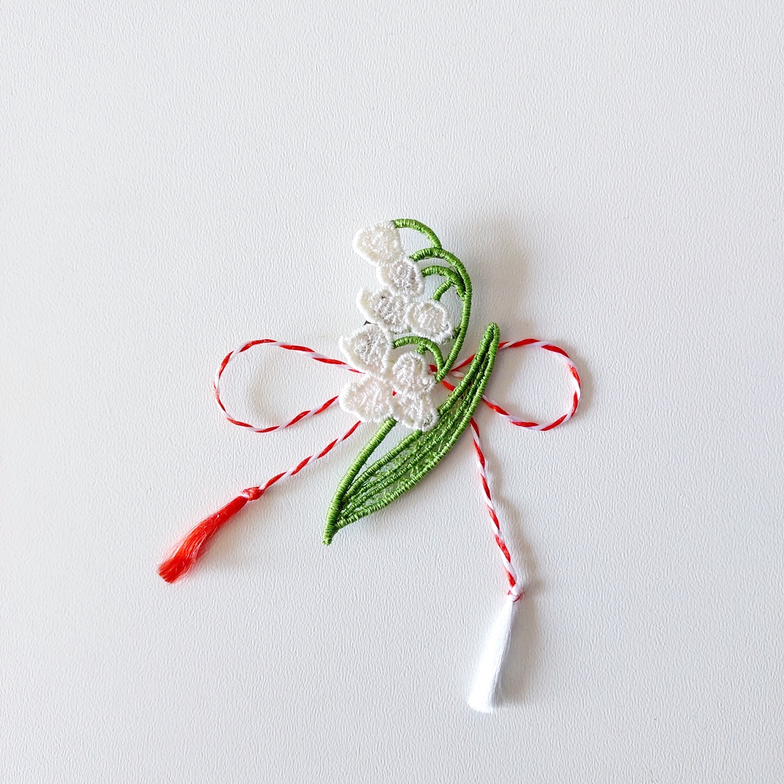 Martisor Margritar Martie  - bijuterii - mărțișor - Artynos.ro