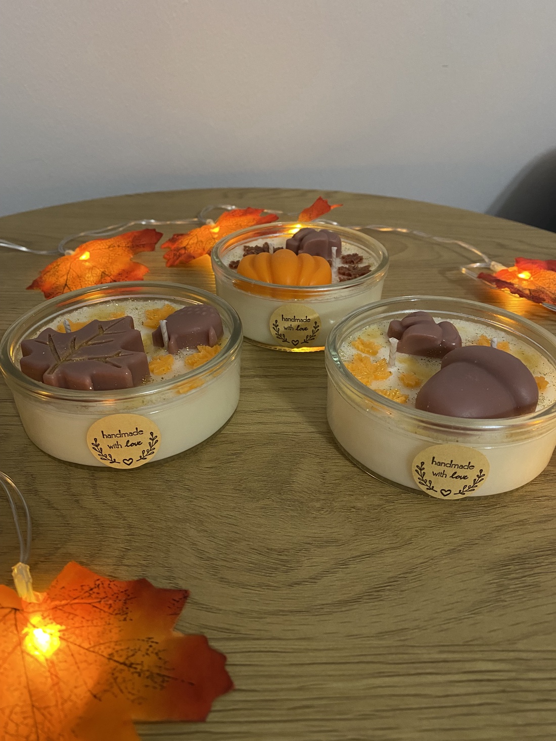 Lumânări parfumate Autumn vibes 125g - casă & stil de viață - lumânări, parfumuri, arome - lumânare - lumânări artizanale - Artynos.ro