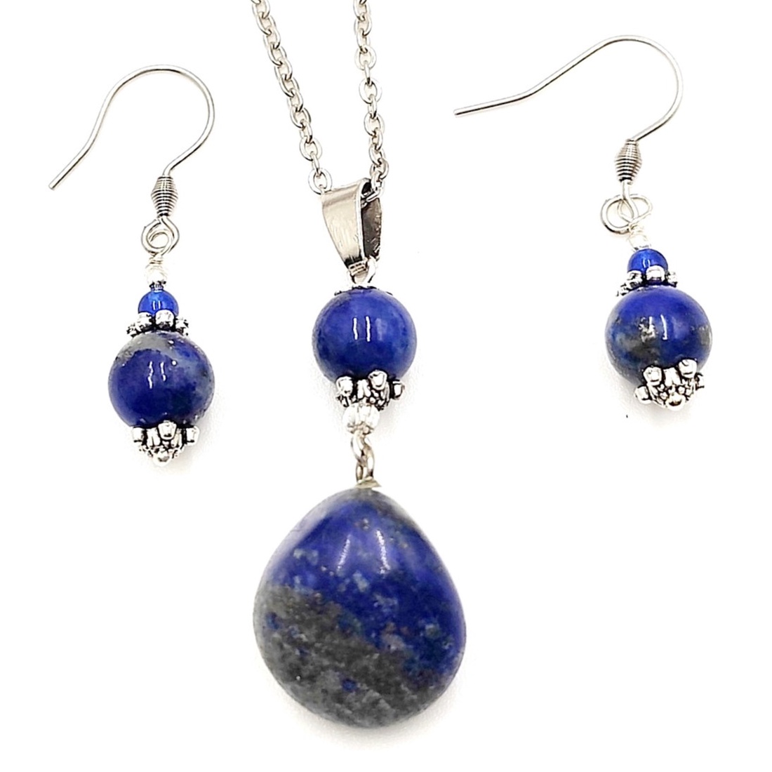 Set colier si cercei cu lapis lazuli si accesorii argintii - bijuterii - seturi de bijuterii - Artynos.ro