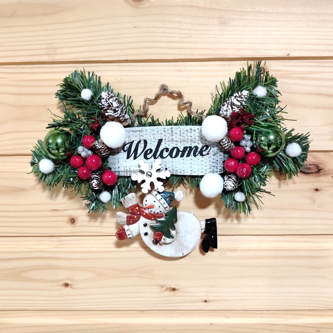 Decoratiune Welcome pentru Craciun, cu om de zapada zburator - accesorii de crăciun - decorațiuni de crăciun de casă - decorațiuni uși de crăciun - Artynos.ro