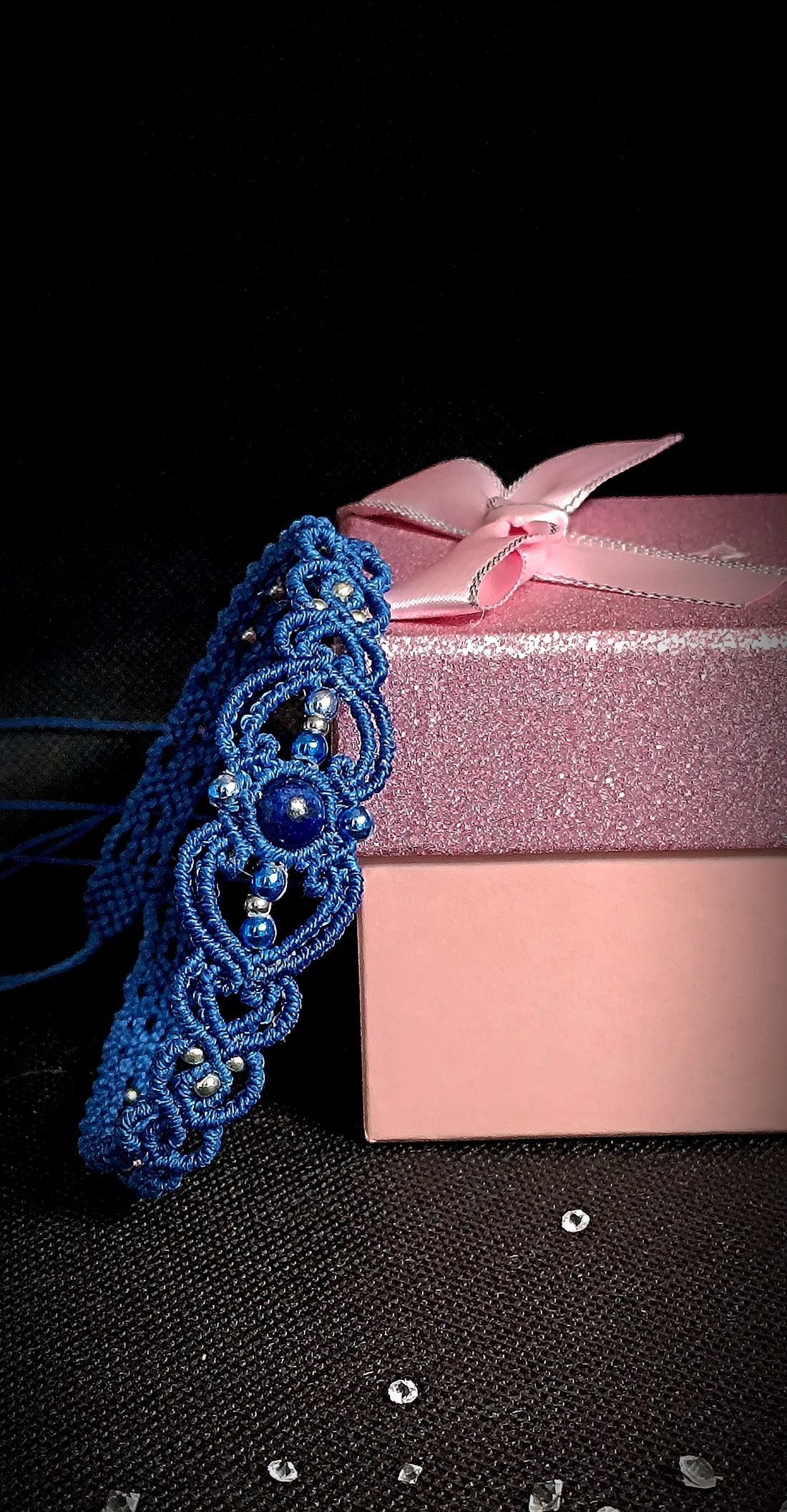 Colier Micro Macrame Albastru Lapis Lazuli - bijuterii - coliere - colier y - Artynos.ro