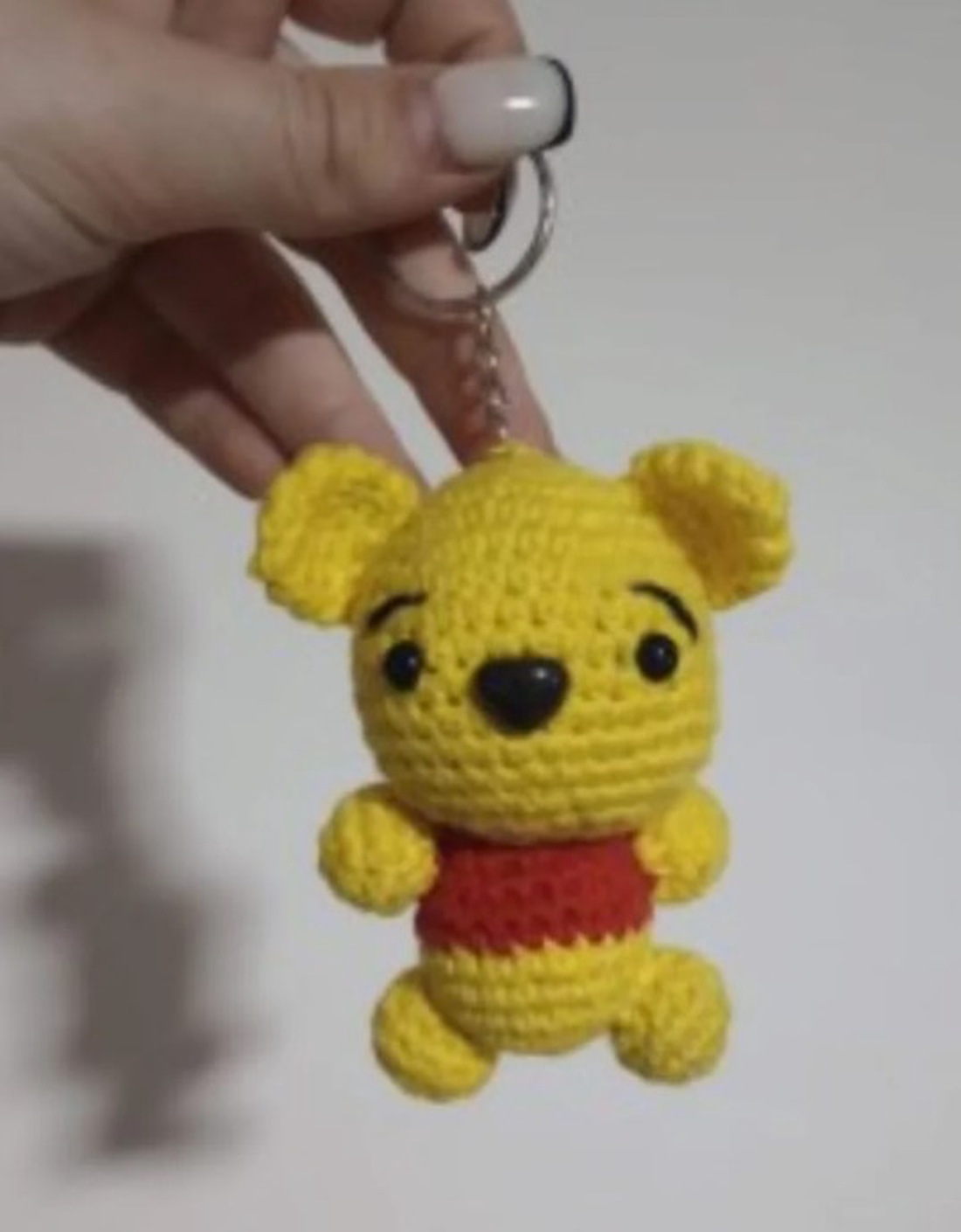 BRELOC WINNIE DE POUH - geantă și husă - accesorii genți - breloc - Artynos.ro