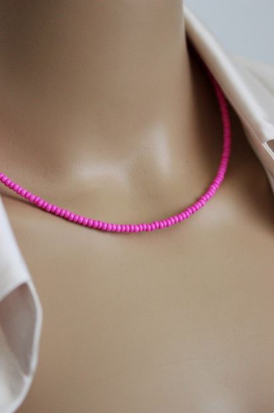 Choker finut roz fucsia - bijuterii - coliere - coliere cu mărgele - Artynos.ro