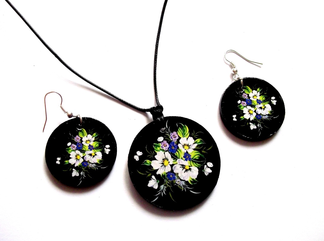 set lemn cu motiv floral 39734 - bijuterii - seturi de bijuterii - Artynos.ro