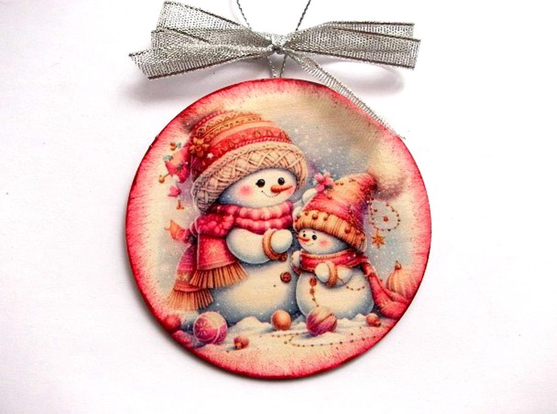 glob pe lemn cu mos craciun 47239 - accesorii de crăciun - decorațiuni de advent - decor fereastră de advent - Artynos.ro