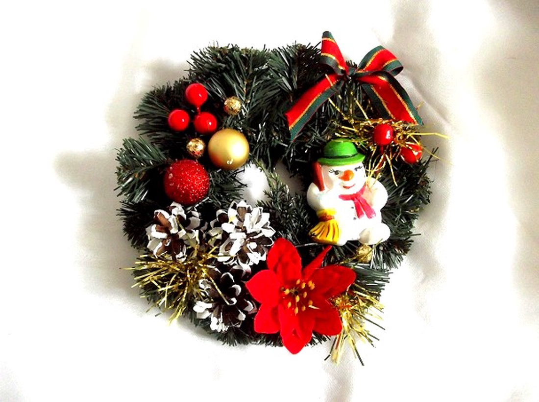 coronita de craciun 47679 - accesorii de crăciun - decorațiuni de advent - decor de advent pentru usă - Artynos.ro