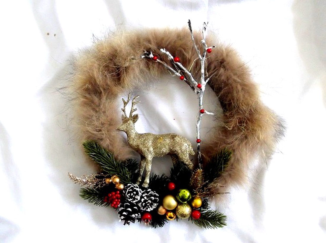 coronita de craciun 47709 - accesorii de crăciun - decorațiuni de advent - decor de advent pentru usă - Artynos.ro