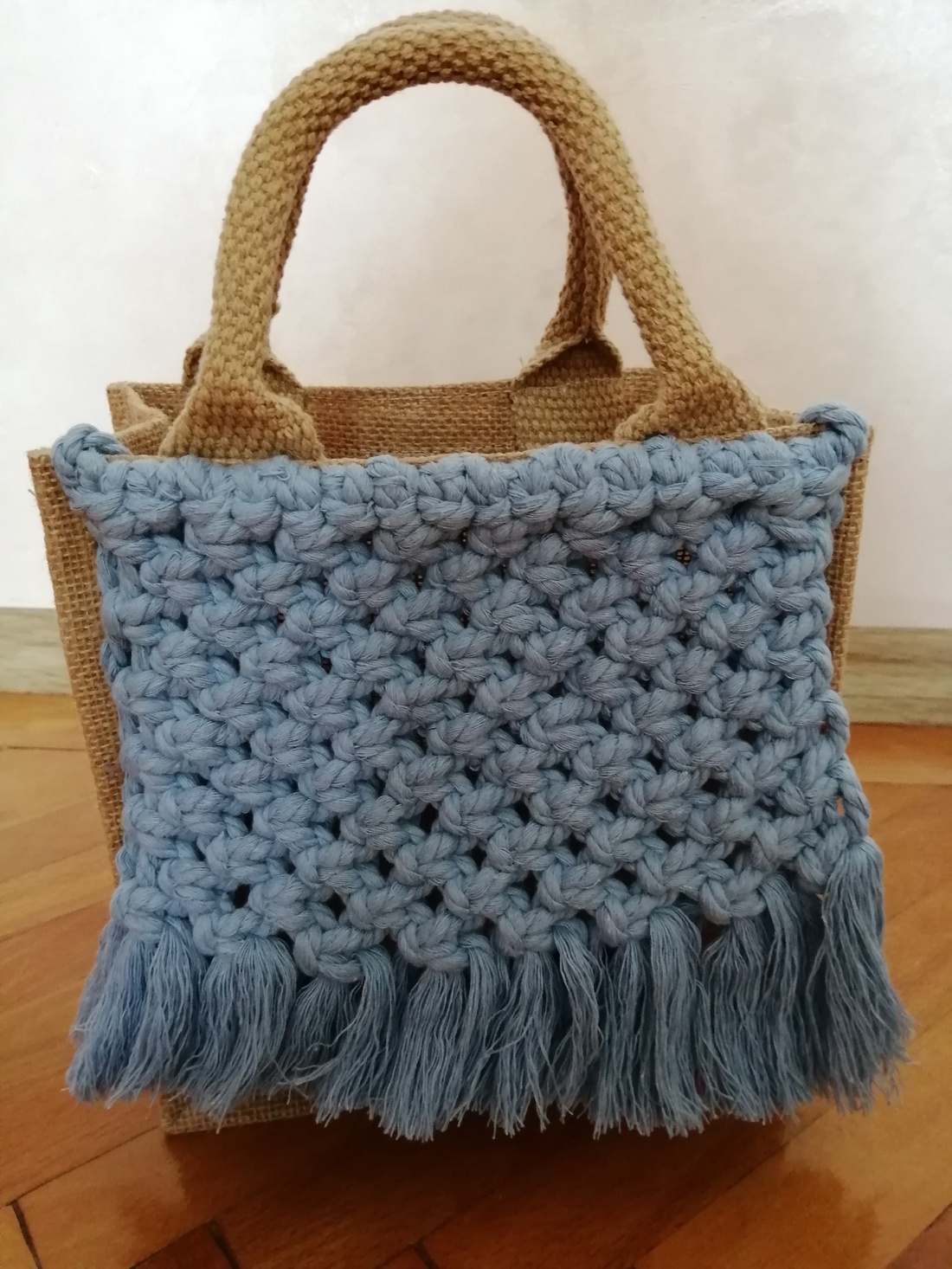 Geantă tote din iută cu model macrame  - geantă și husă - geantă pentru cumpărături - geantă shopper, geantă tote, geantă textilă - Artynos.ro