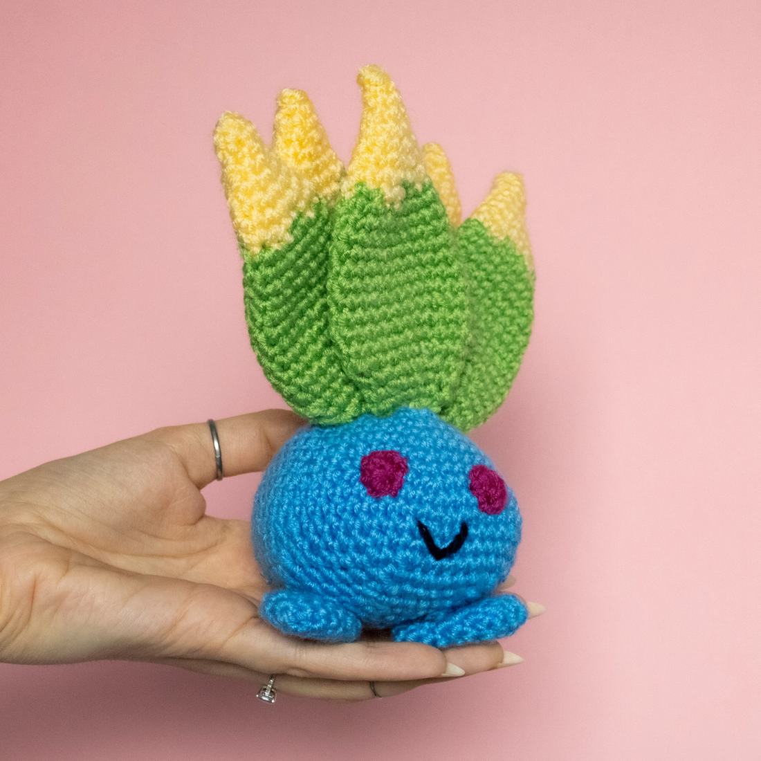 Jucarie Oddish - Pokemon crosetat  - jucării și echipamente pentru copii - jucării de pluș - figurine de pluș - Artynos.ro