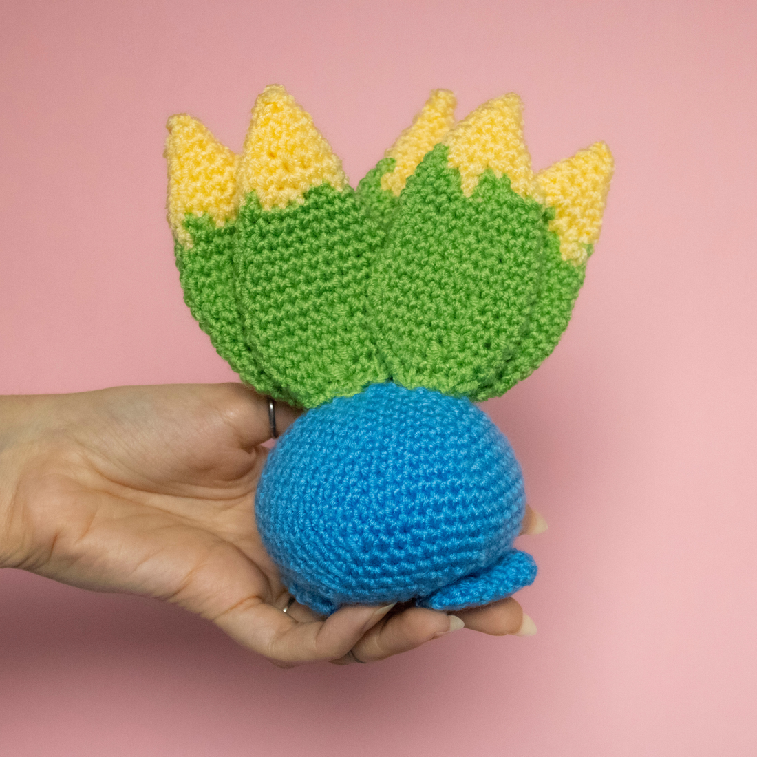 Jucarie Oddish - Pokemon crosetat  - jucării și echipamente pentru copii - jucării de pluș - figurine de pluș - Artynos.ro