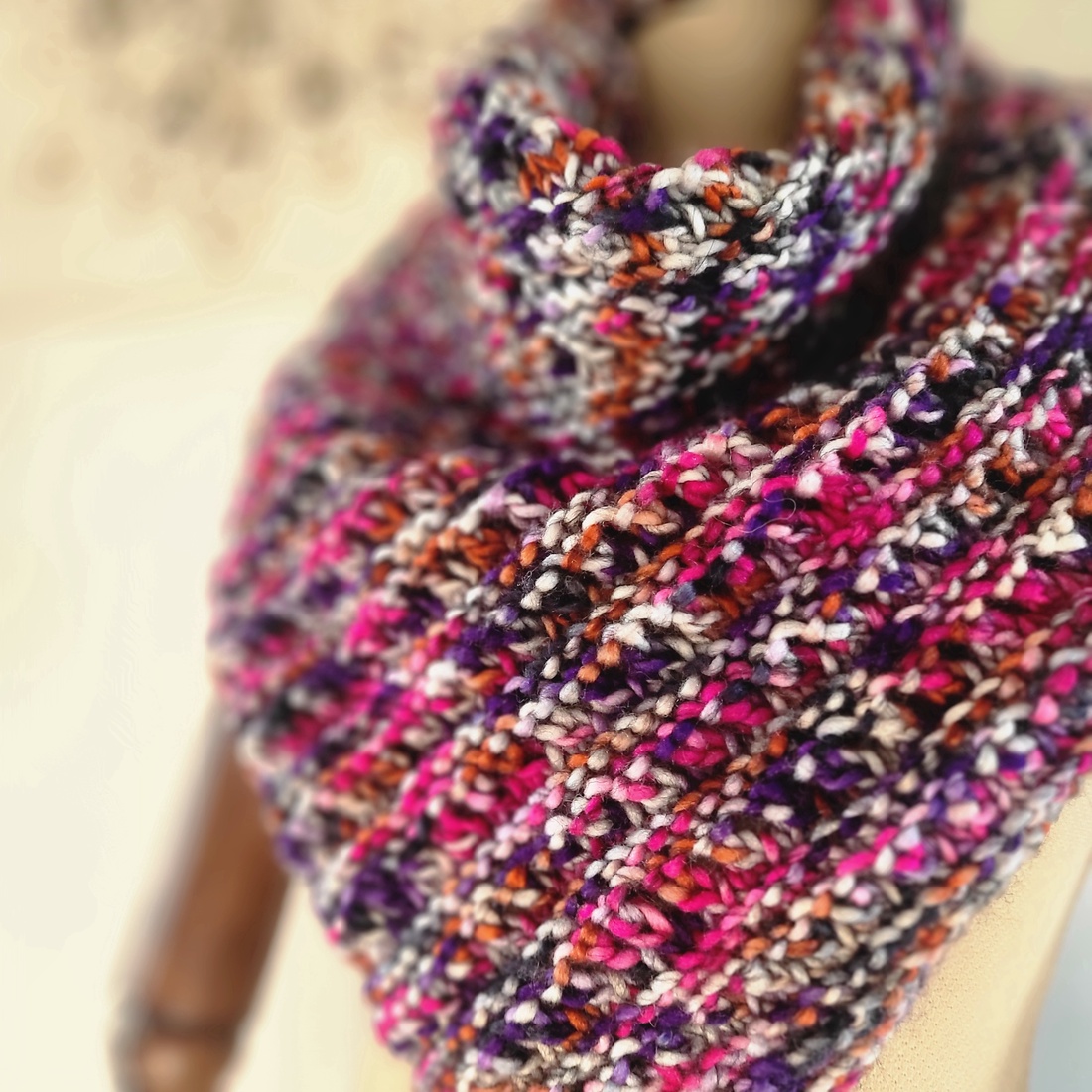 Candy Bar Knitted Shawl - îmbrăcăminte și modă - eșarfe, pălării, șaluri - șaluri - Artynos.ro