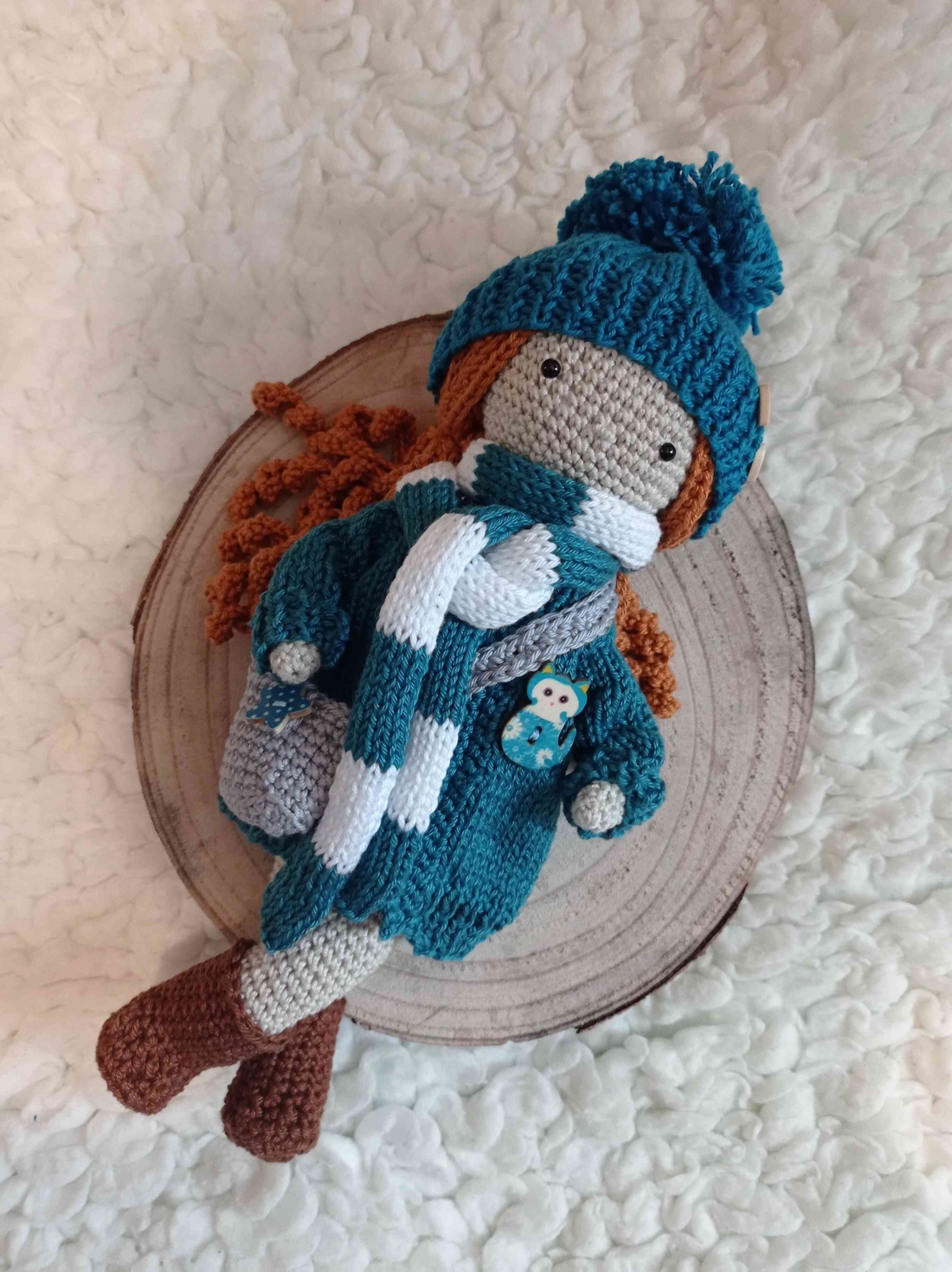 Păpușă amigurumi unică, croșetată manual - jucării și echipamente pentru copii - jucării și accesorii pentru copii - păpușă de îmbrăcat - Artynos.ro