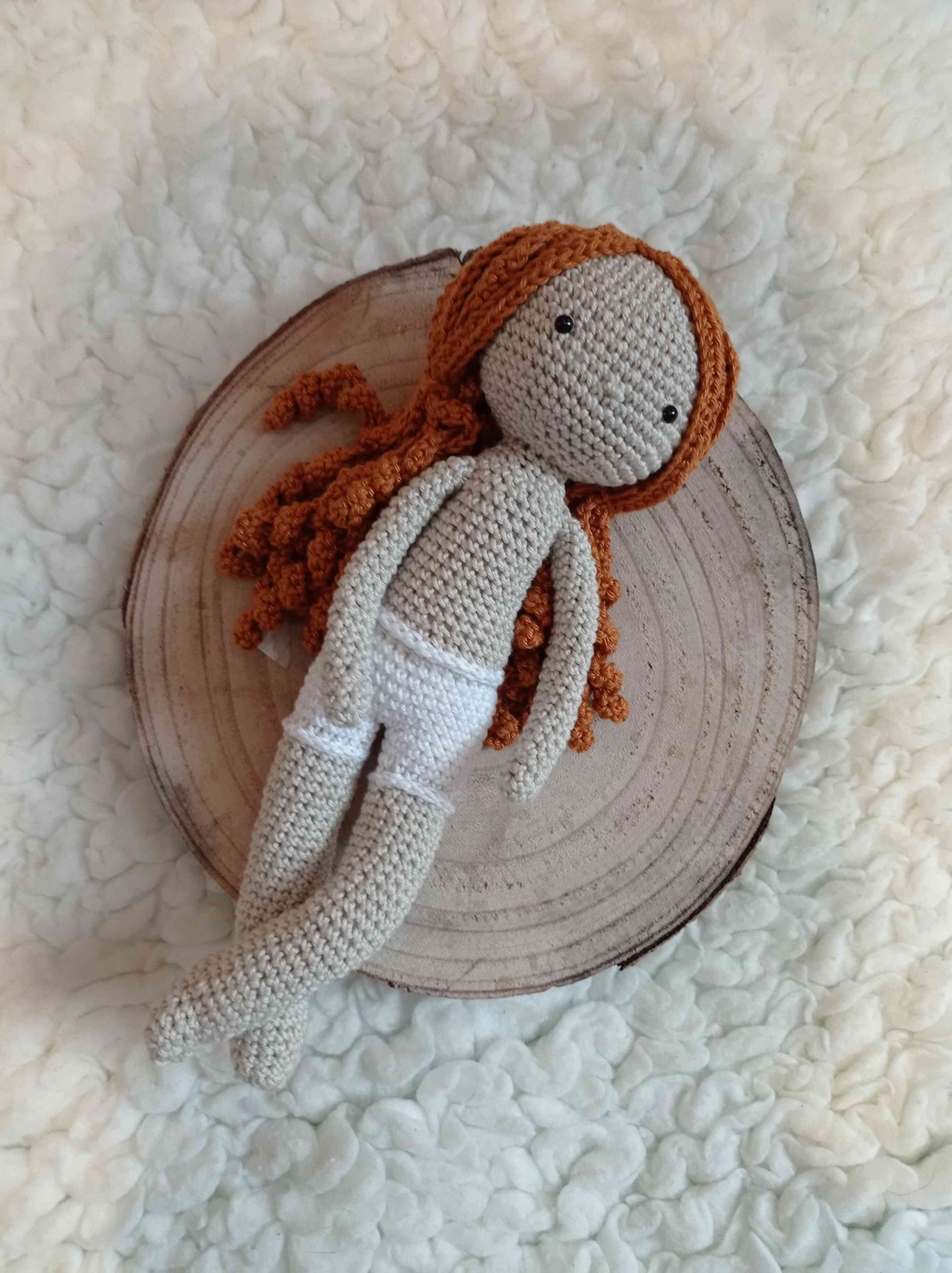 Păpușă amigurumi unică, croșetată manual - jucării și echipamente pentru copii - jucării și accesorii pentru copii - păpușă de îmbrăcat - Artynos.ro