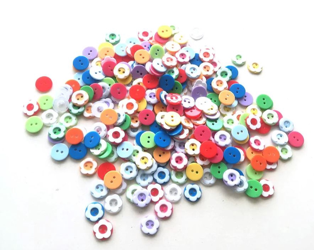 Nasturi din plastic colorati, de 12 mm - accessorii și unelte - mercerie - buton - buton din plastic - Artynos.ro