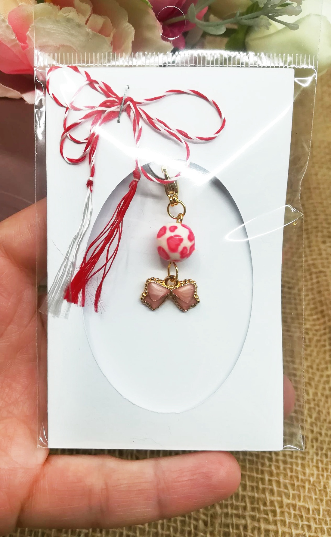 Martisor tip breloc - bijuterii - mărțișor - Artynos.ro