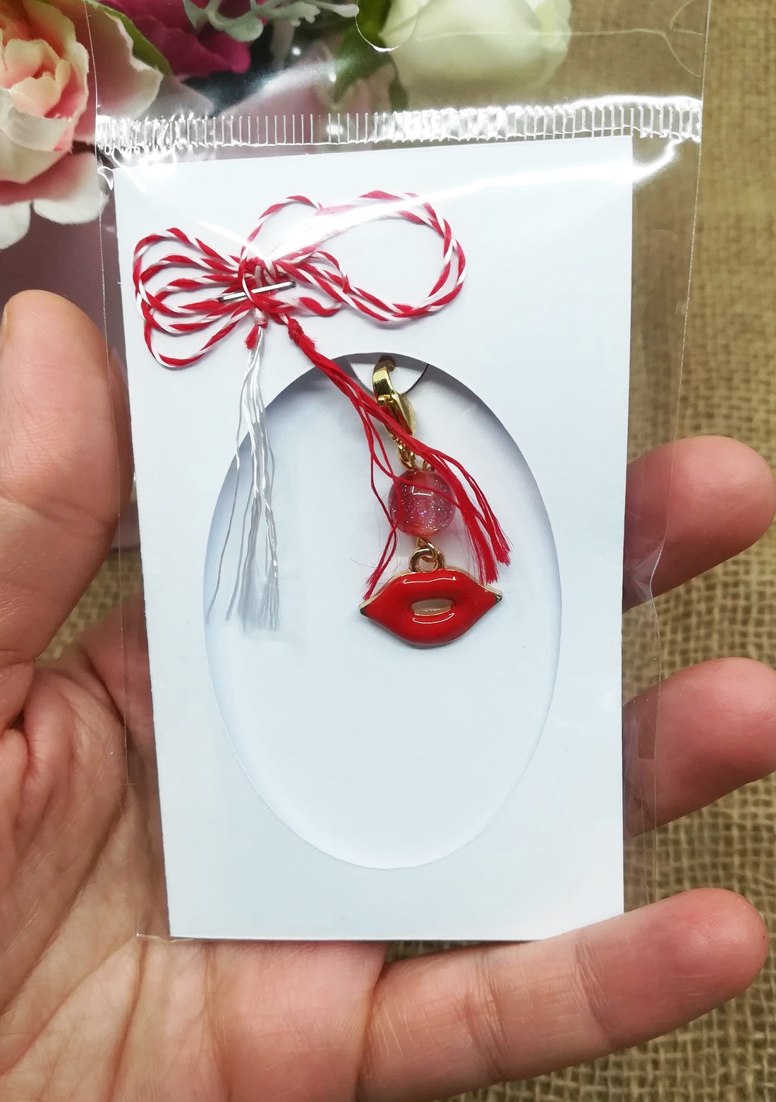 Martisor tip breloc - bijuterii - mărțișor - Artynos.ro