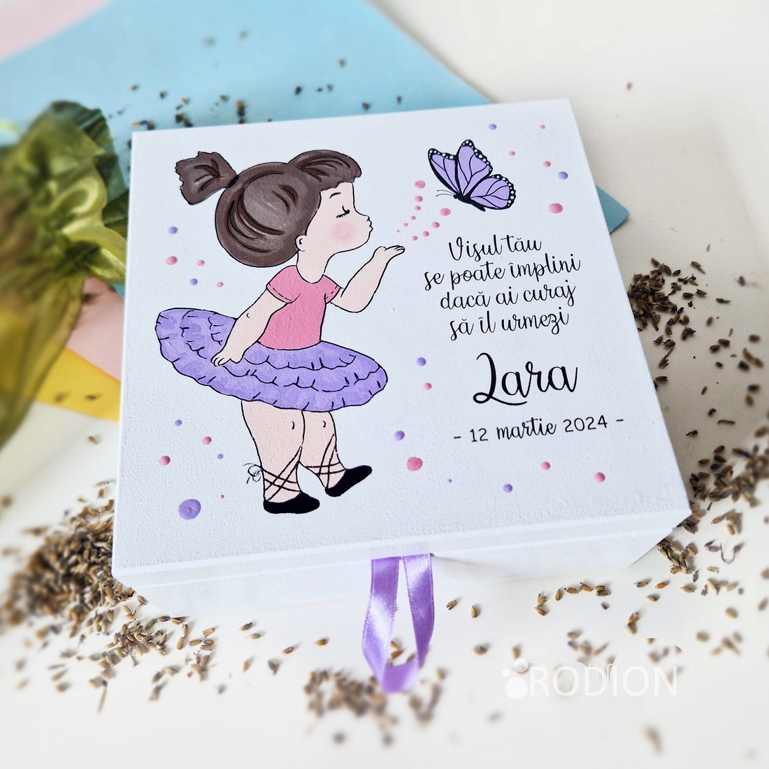 Cutie din lemn bijuterii balerina pictata manual personalizata cu nume - bijuterii - suporturi bijuterii și cutie bijuterii - cutii de bijuterii - Artynos.ro