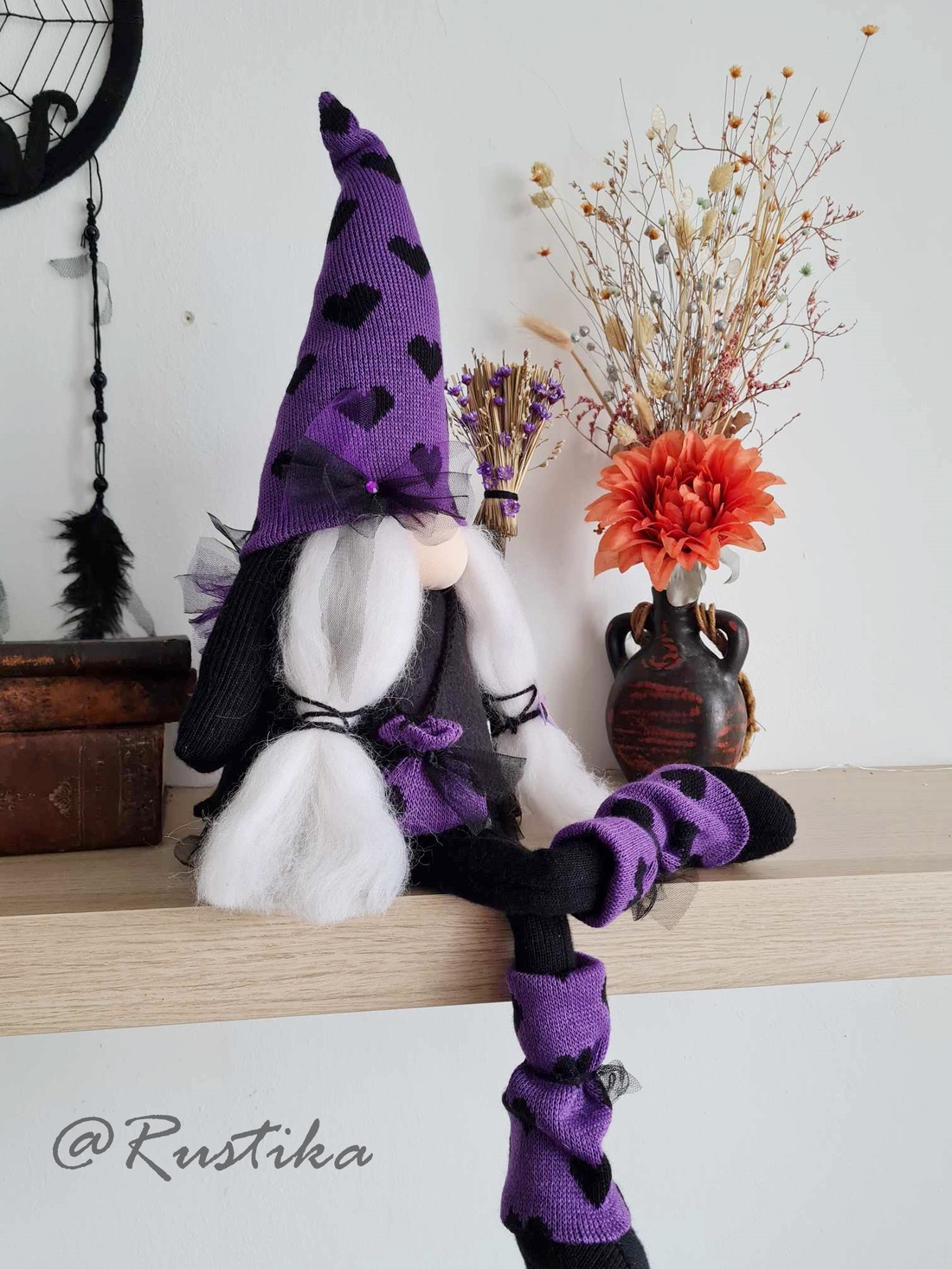 Gnom vrajitoare Lilah, Decor Halloween, Vrajitoare mov - casă & stil de viață - accesorii pentru decorat casa - halloween - tot ce ai nevoie pentru petrecere! - ornamente de halloween - Artynos.ro