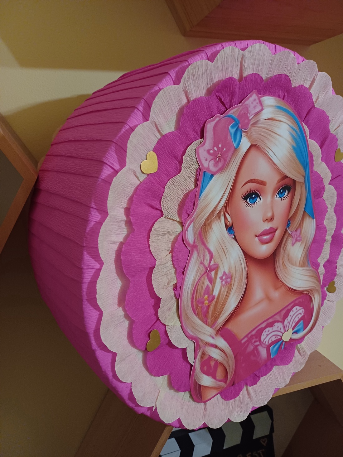 Piñata pinata Barbie - jucării și echipamente pentru copii - joc de rol - Artynos.ro