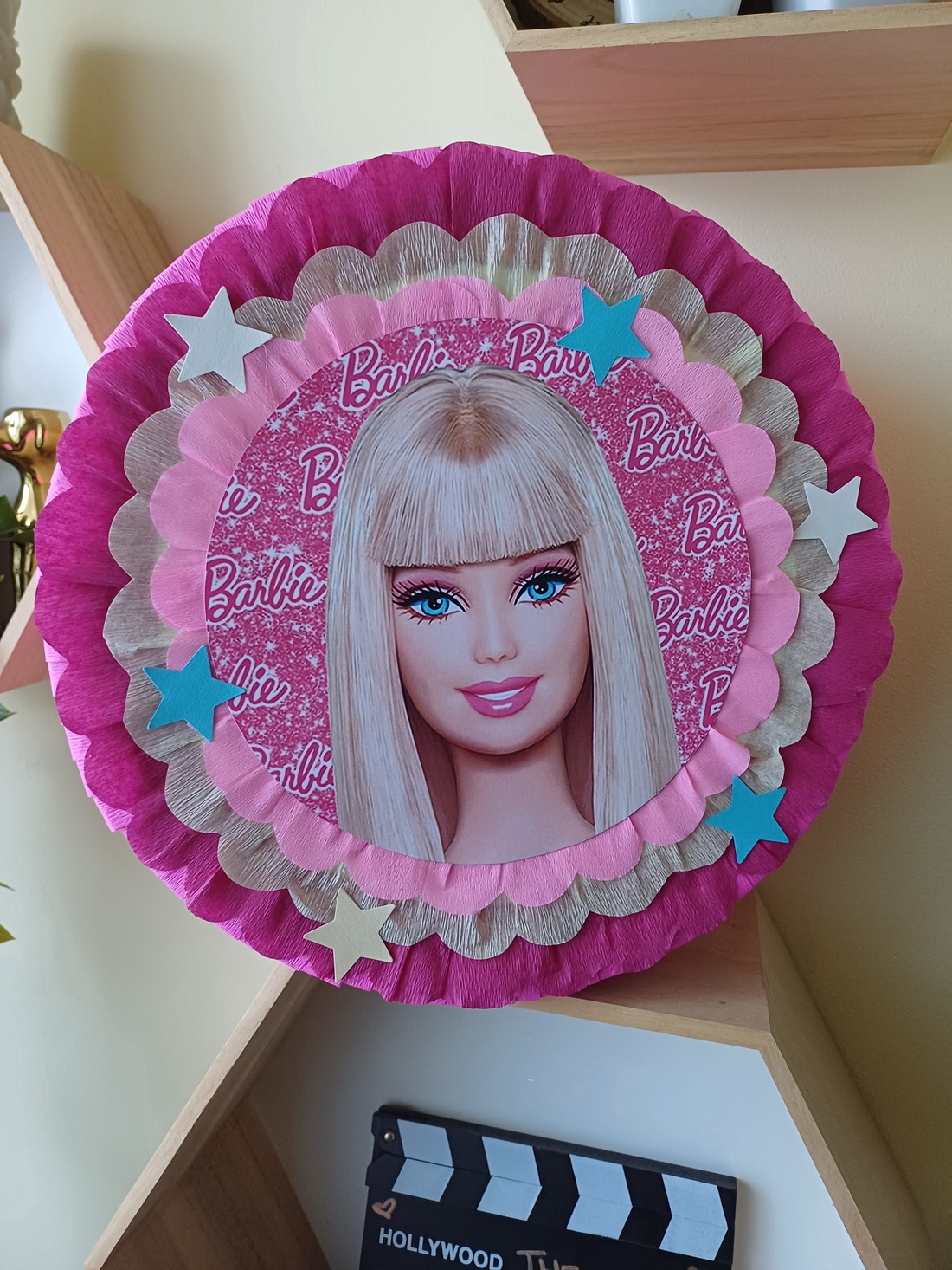 Piñata pinata Barbie  - jucării și echipamente pentru copii - jocuri de mișcare - Artynos.ro