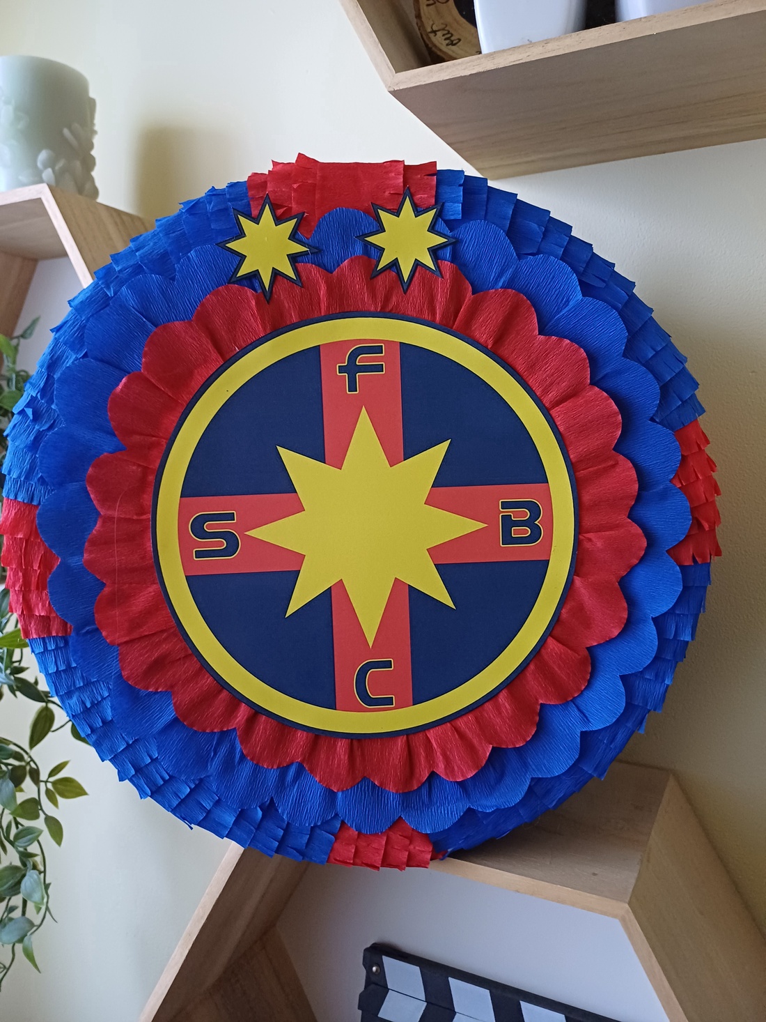 Piñata pinata piniata FCSB - jucării și echipamente pentru copii - jocuri de mișcare - Artynos.ro