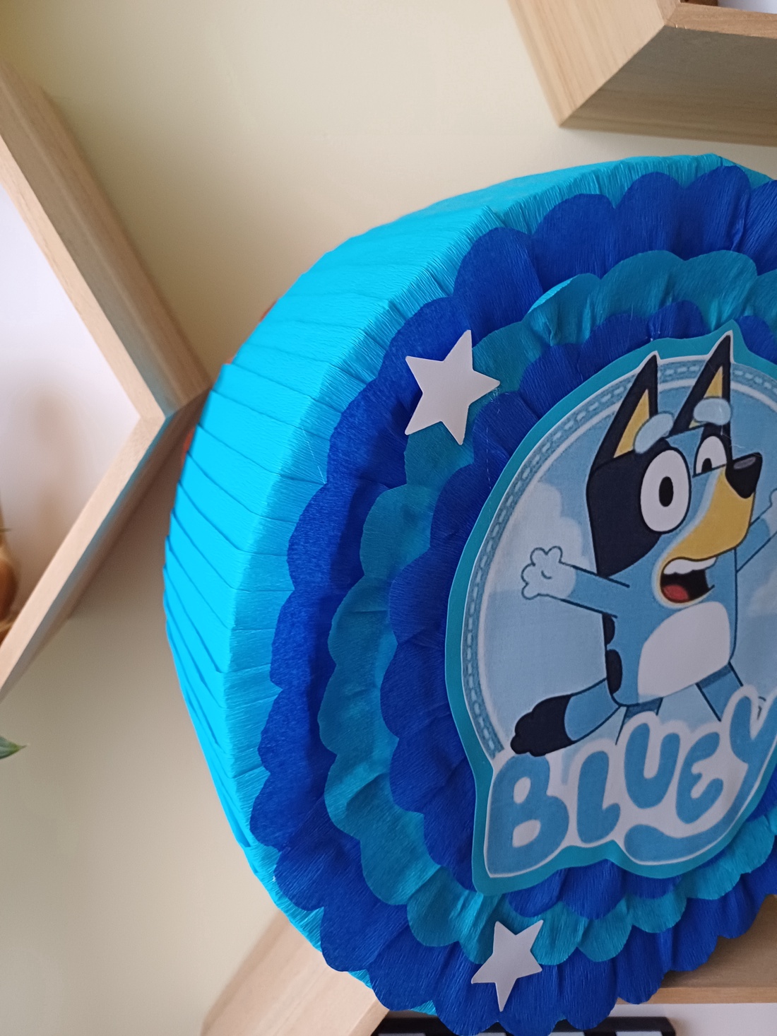 Piñata pinata piniata Bluey - jucării și echipamente pentru copii - jocuri de rol - Artynos.ro