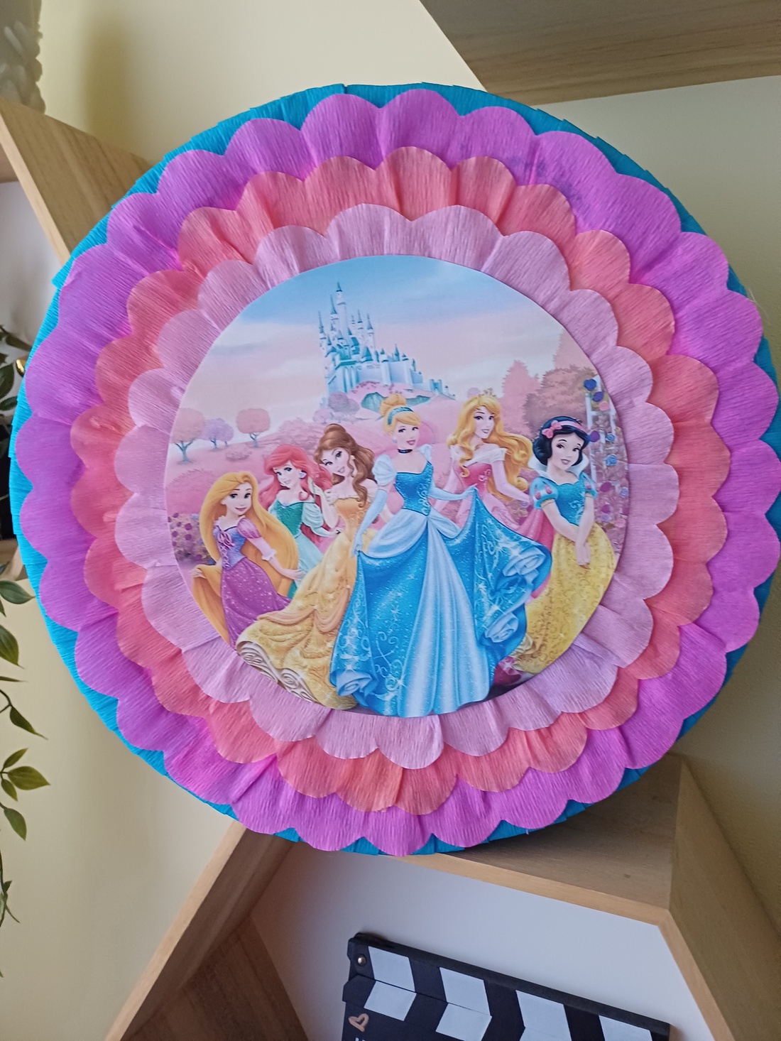 Piñata pinata piniata Disney Princess  - jucării și echipamente pentru copii - jocuri de rol - Artynos.ro