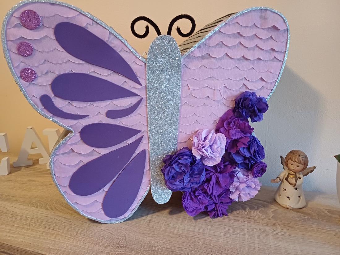 Piñata pinata piniata Butterfly Fluturas - jucării și echipamente pentru copii - jocuri de mișcare - Artynos.ro