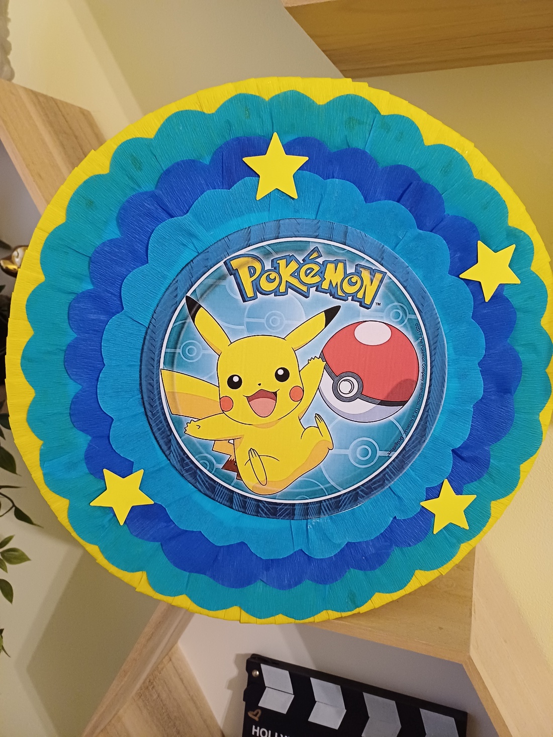 Piñata pinata piniata Pokemon Pichachu  - jucării și echipamente pentru copii - jocuri de mișcare - Artynos.ro