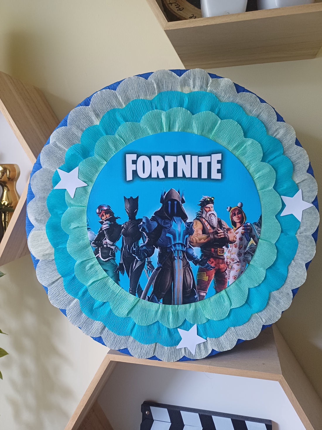 Piñata pinata piniata Fortnite  - jucării și echipamente pentru copii - jocuri de mișcare - Artynos.ro