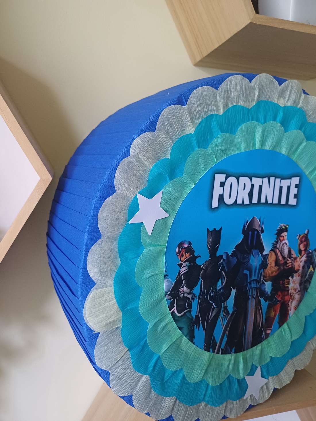 Piñata pinata piniata Fortnite  - jucării și echipamente pentru copii - jocuri de mișcare - Artynos.ro