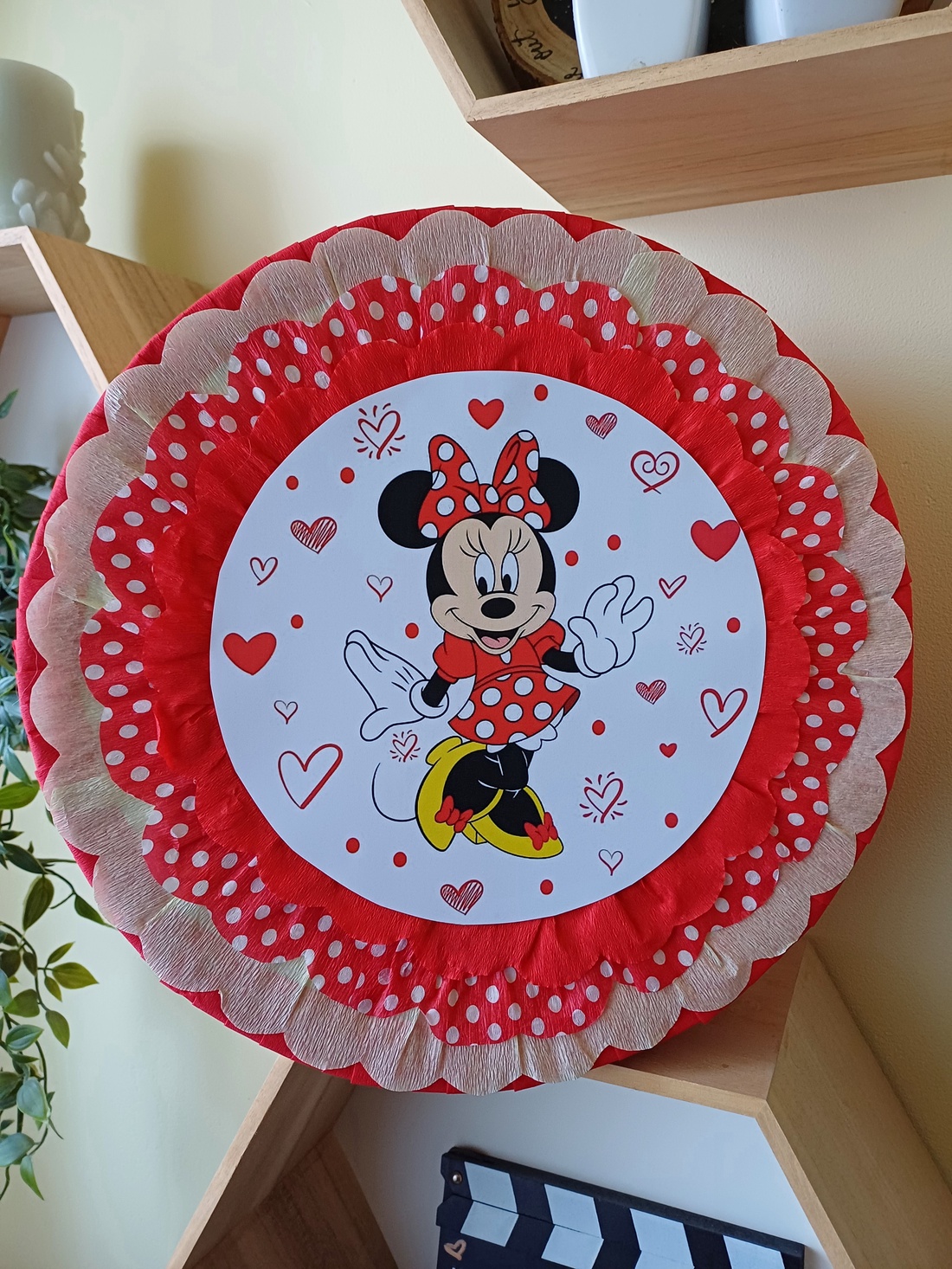 Piñata pinata piniata Minnie  - jucării și echipamente pentru copii - jocuri de mișcare - Artynos.ro