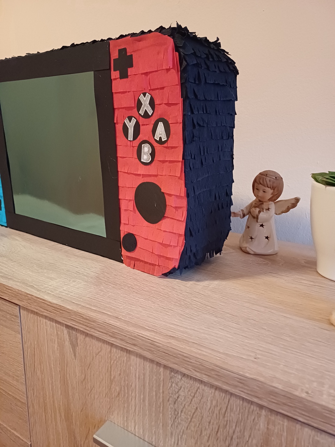 Piñata pinata piniata Nintendo Switch  - jucării și echipamente pentru copii - jocuri de mișcare - Artynos.ro