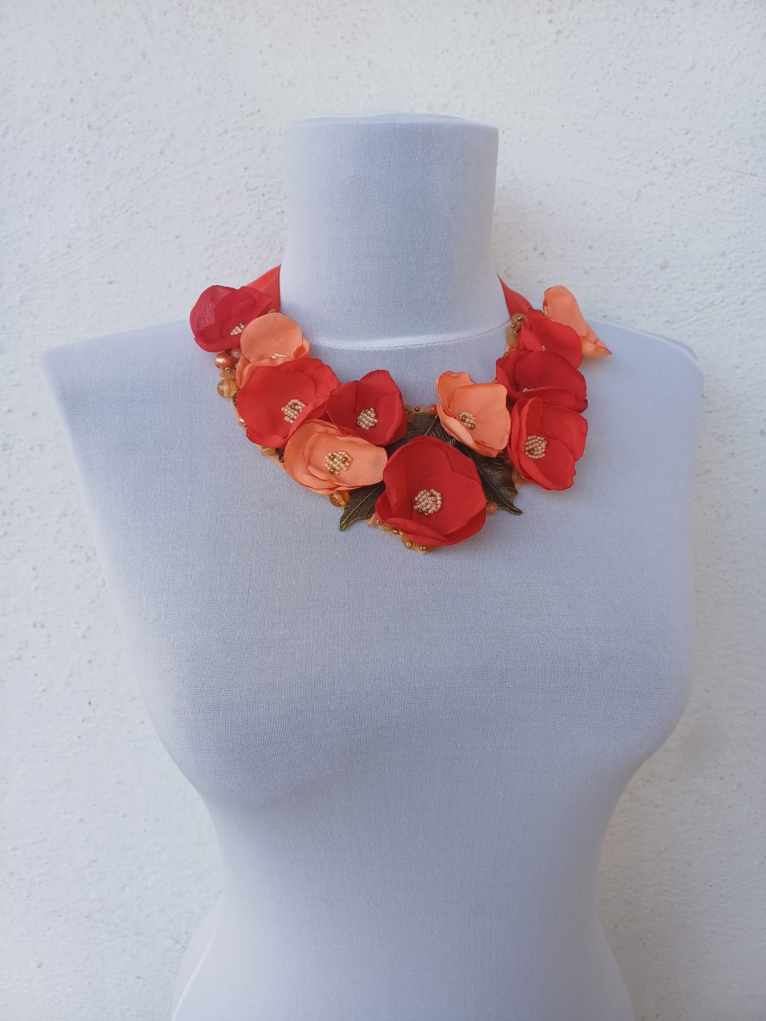 Colier statement Coral - bijuterii - coliere - coliere statement - Artynos.ro