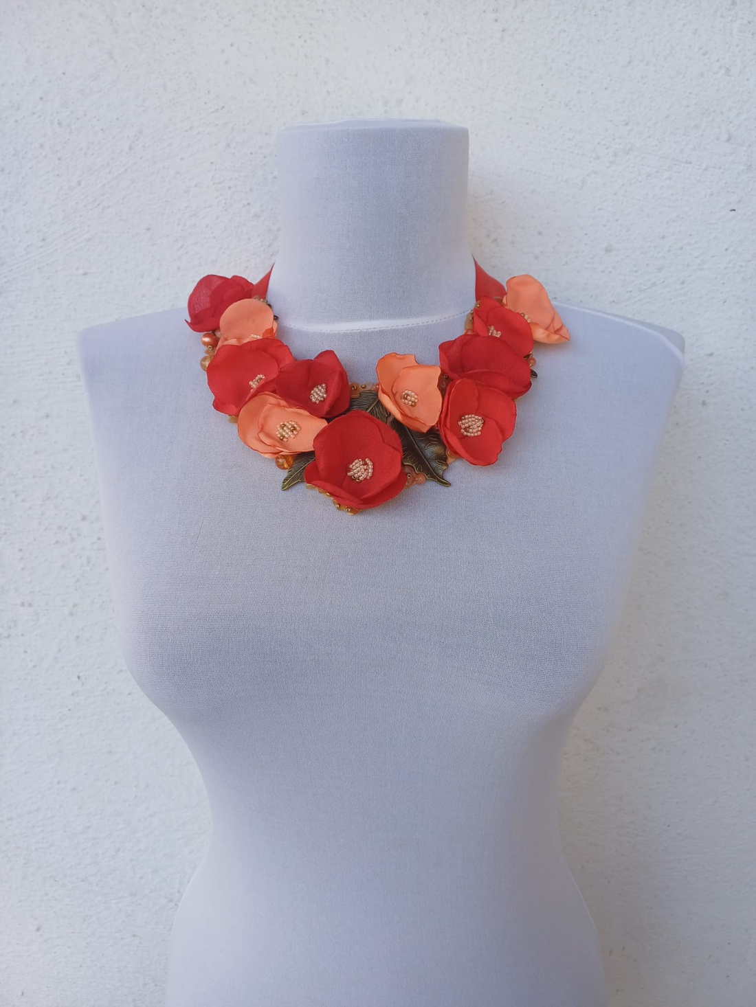 Colier statement Coral - bijuterii - coliere - coliere statement - Artynos.ro