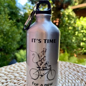 Ploscă personalizată 500 ml - Design Adventure, Accesorii locuință, Accesorii pentru echipamente de bucătărie, Accesorii de servire, Suporturi pahare, , ARTYNOS