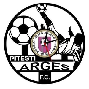 F.C. ARGES PITESTI ceas de perete - accesorii locuință - accesorii pentru decorat casa - decorațiuni de pereți, decorațiuni suspendate - ceasuri de perete - Artynos.ro