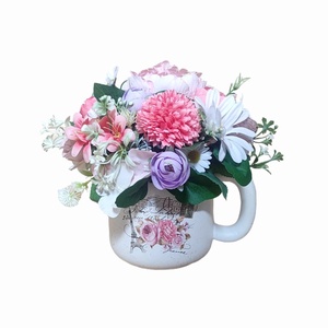 Aranjament floral roz alb in cana ceramica, Accesorii locuință, Accesorii pentru decorat casa, Decorațiuni de masă și decorațiuni pentru rafturi , Boluri din ceramică, boluri decorative, Aranjament de flori, ARTYNOS