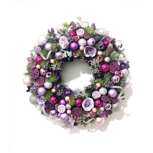 Coronita pentru Craciun cu flori si globuri, in nuante de violet - accesorii de crăciun - decorațiuni de advent - decor de advent pentru usă - Artynos.ro