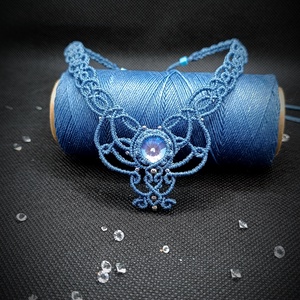 Colier Albastru Micro Macrame Cu Cristal Swarovski  - bijuterii - coliere - colier y - Artynos.ro