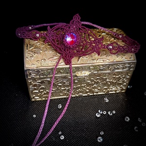 Colier micromacrame violet cu cristal Swarovski  - Artynos.ro