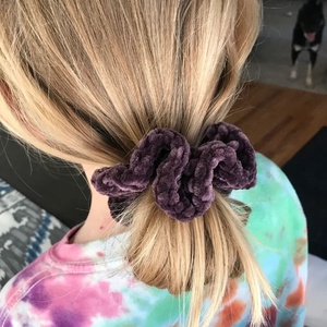 Scrunchie crosetat manual - îmbrăcăminte și modă - accesorii păr - elastic de păr - Artynos.ro