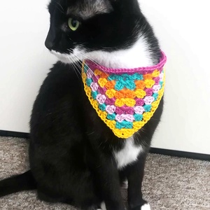 Bandana crosetata  - accesorii locuință - accesorii pentru animale  - paturi și echipamente câini - colier de câine, set de lesă - Artynos.ro