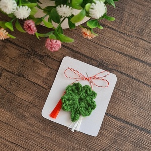 Martisor trifoi crosetat - bijuterii - mărțișor - Artynos.ro