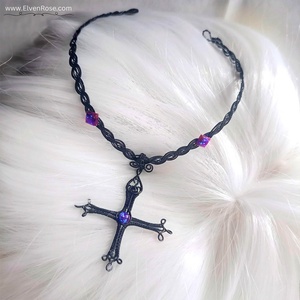 Colier choker gotic cu pandantiv cruce, Bijuterii, Coliere, Coliere cu pandantive, Confecționarea bijuteriilor, ARTYNOS